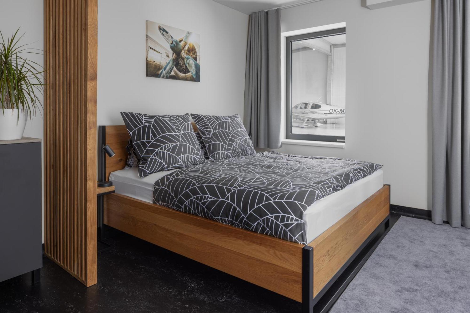 Apartmany Hangar Страконице Екстериор снимка