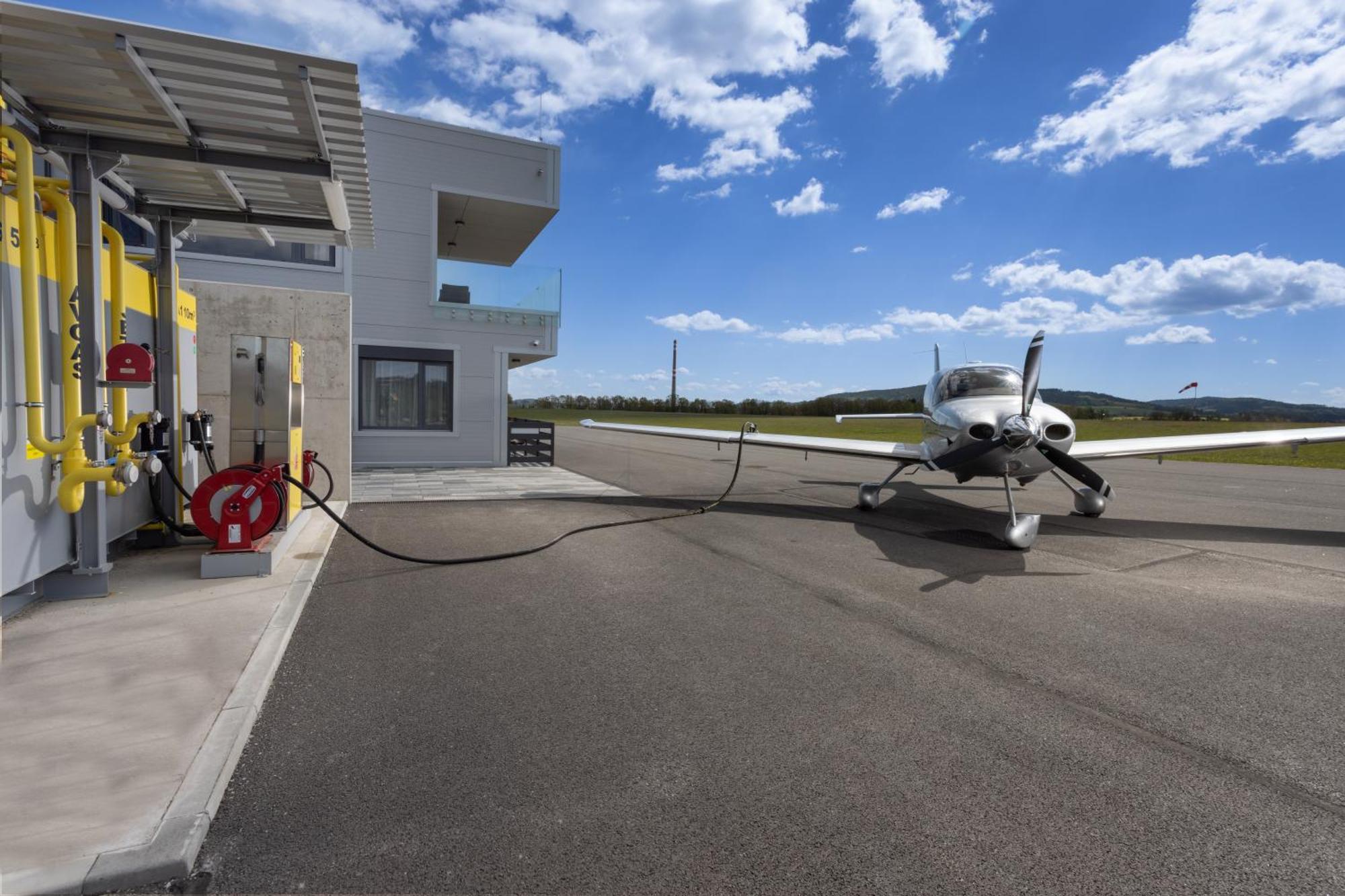 Apartmany Hangar Страконице Екстериор снимка