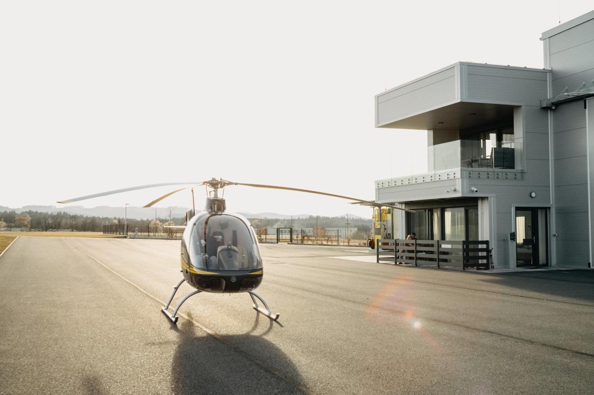 Apartmany Hangar Страконице Екстериор снимка